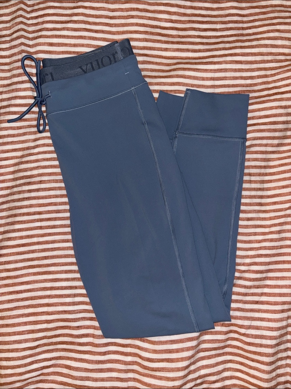 Vuori Slate Blue Leggings